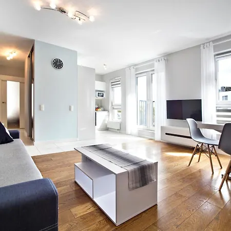 Apartament 2 Bedroom Obozowa 16
