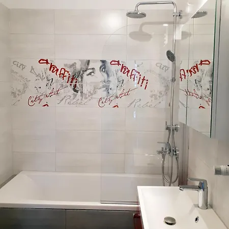 2 Bedroom Obozowa 16 Apartament *
